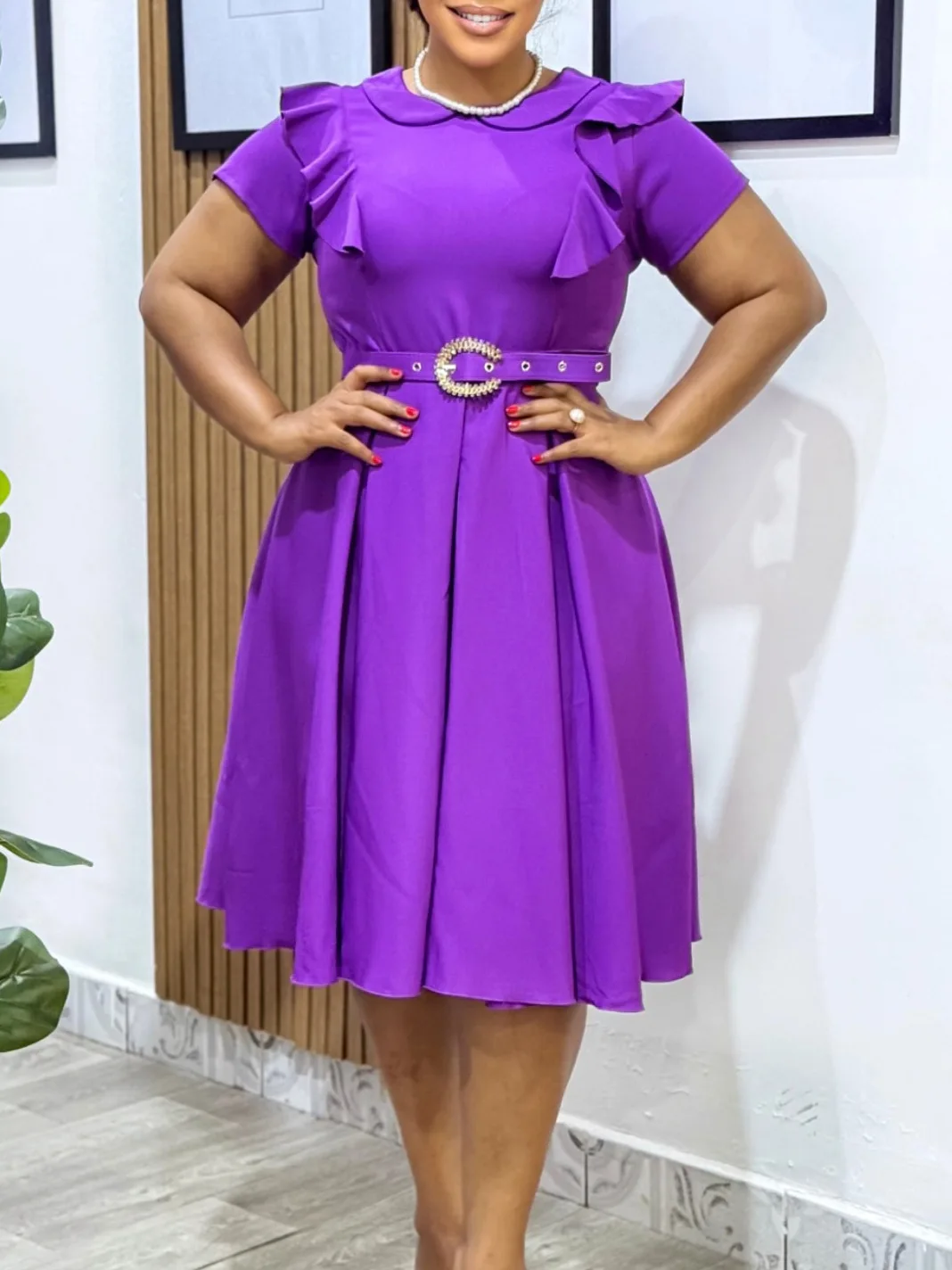New 2025 Women's Solid Color Short-Sleeved Shirt Dress Baby Collar Ruffled Hem Fashionable Elegant Women's Clothing
New 2025 Women's Solid Color Short-Sleeved Shirt Dress Baby Collar Ruffled Hem Fashionable Elegant Women's Clothing