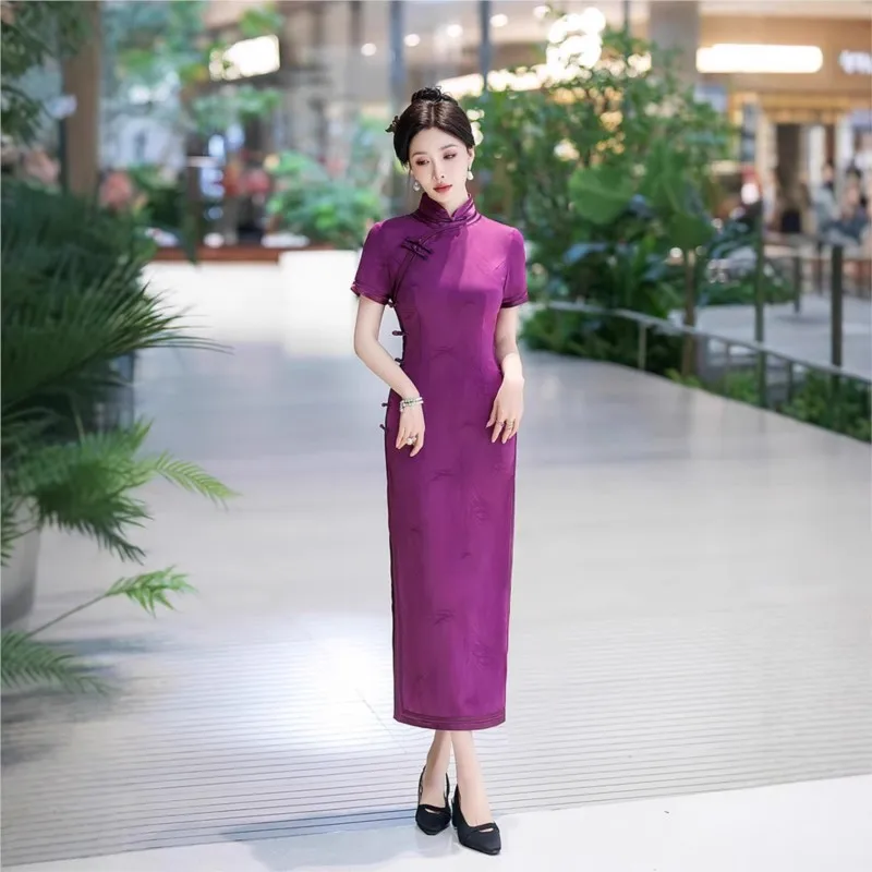 Cheongsam new Chinese female sense of daily national style dress temperament long
Cheongsam new Chinese female sense of daily national style dress temperament long