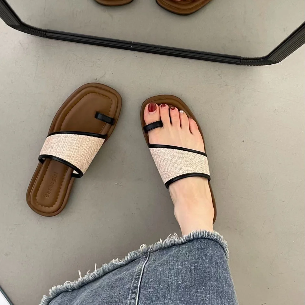 Women's Ring Toe Flat Sandals Summer Slip-on Square Open Clip Toe Non-Slip Beach Flats Slippers Sandal for Vacation Walking
Women's Ring Toe Flat Sandals Summer Slip-on Square Open Clip Toe Non-Slip Beach Flats Slippers Sandal for Vacation Walking