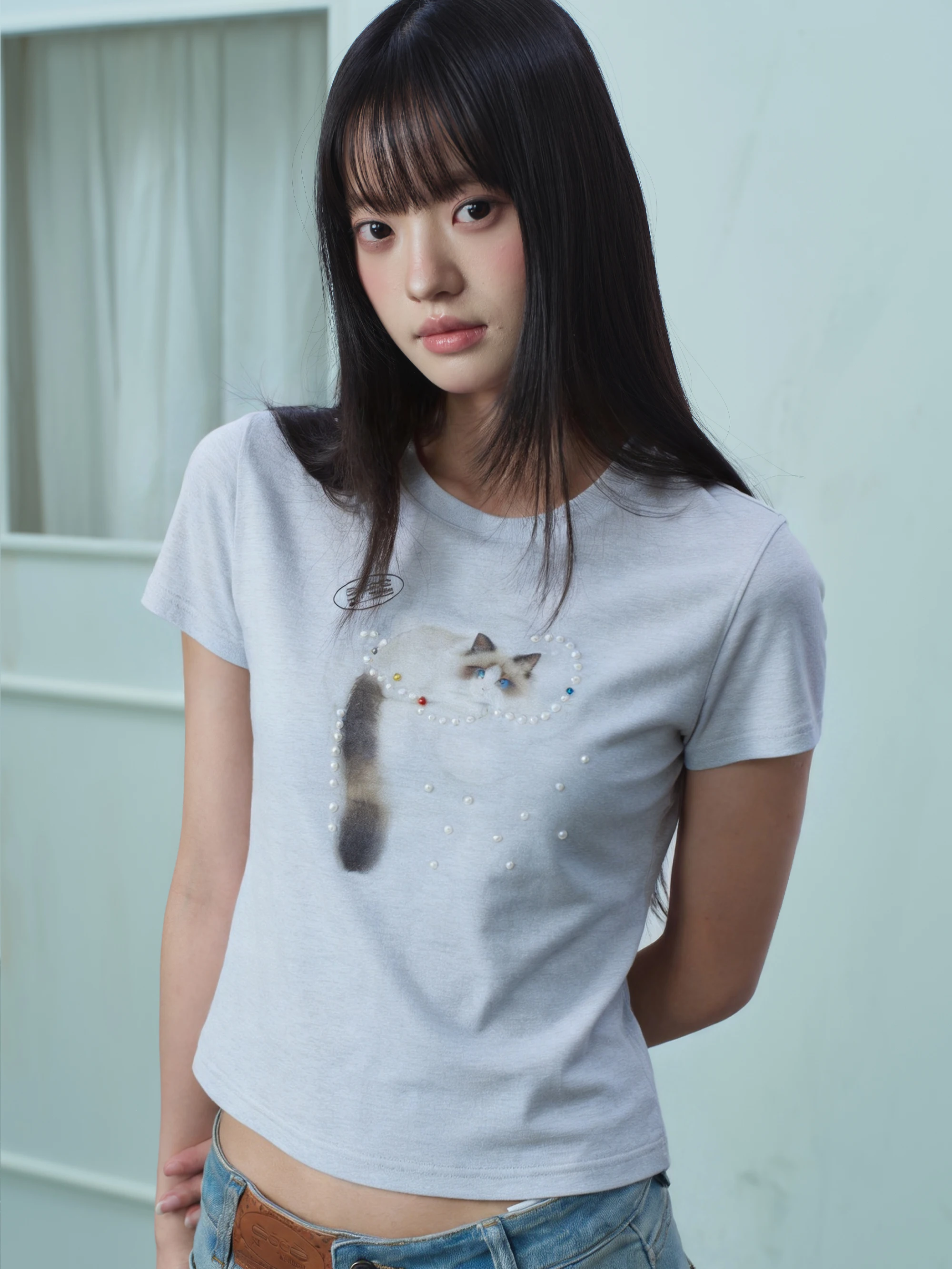 Slim Fit Short Sleeve T-Shirt Pearl Print Painting Design Breathable Polyester Cotton Blend round Neck Top
Slim Fit Short Sleeve T-Shirt Pearl Print Painting Design Breathable Polyester Cotton Blend round Neck Top
