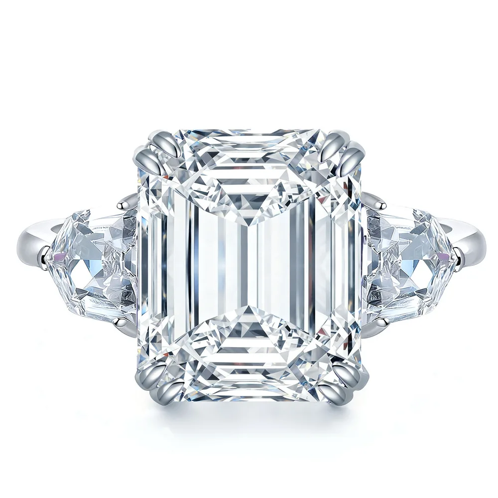 S925 Rhodium Plated Silver 8CT D Color Emerald Cut Moissanite 10x12mm Four Prong Halo Engagement Ring for Women
S925 Rhodium Plated Silver 8CT D Color Emerald Cut Moissanite 10x12mm Four Prong Halo Engagement Ring for Women