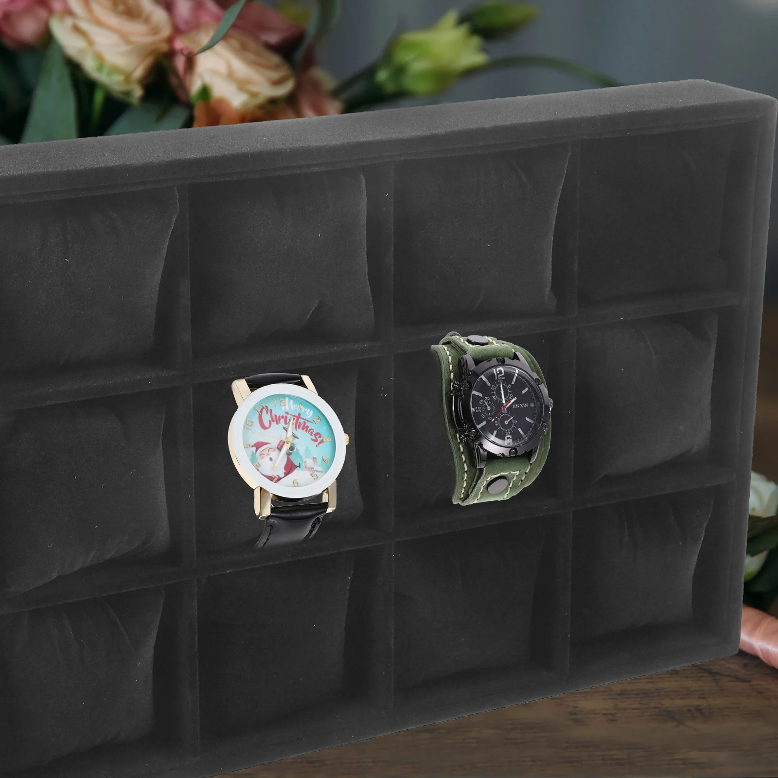 12-Grid Wrist Watch Display Tray Mini Pillows Scratch Proof Bracelet Organizer Tray Elegant Jewelry Display for Home Shop
12-Grid Wrist Watch Display Tray Mini Pillows Scratch Proof Bracelet Organizer Tray Elegant Jewelry Display for Home Shop