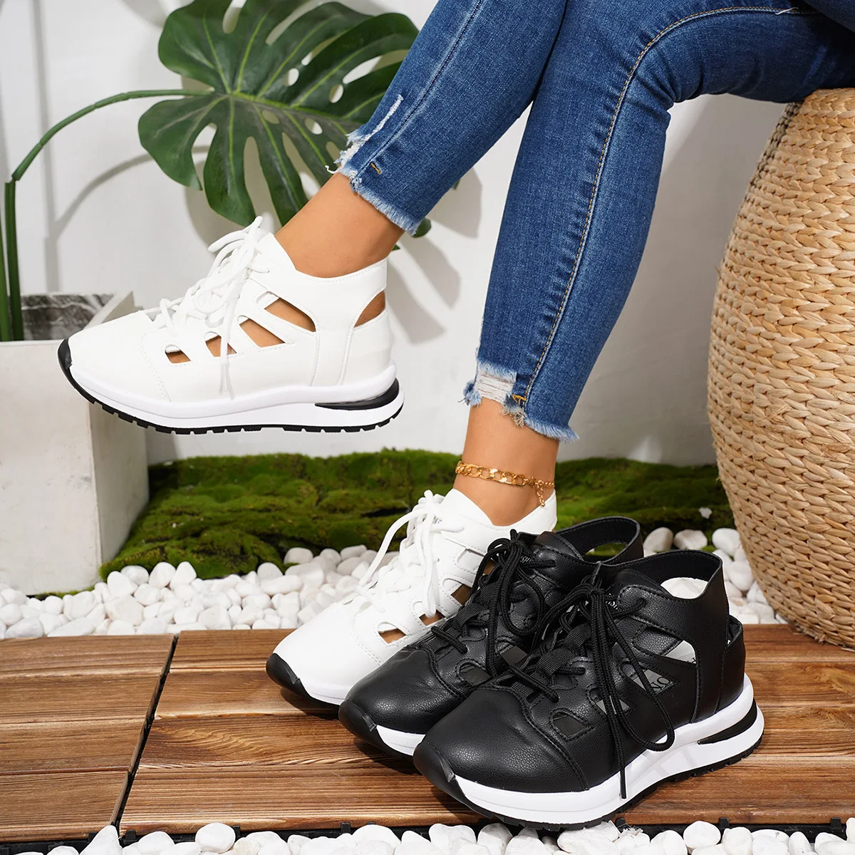 Women's Summer Large Fashion Hollow Breathable Strap Thick Bottom Casual Sandals 2026 Trendy Slip-On Shoes
Women's Summer Large Fashion Hollow Breathable Strap Thick Bottom Casual Sandals 2026 Trendy Slip-On Shoes
