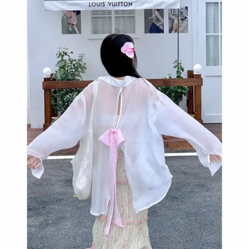 Y2K Sunscreen Shirt Summer Fashion Rainbow Bright Surface Sweet Girl Korea Appear Thin Refreshing Cardigan Chiffon Shirt Coat
Y2K Sunscreen Shirt Summer Fashion Rainbow Bright Surface Sweet Girl Korea Appear Thin Refreshing Cardigan Chiffon Shirt Coat