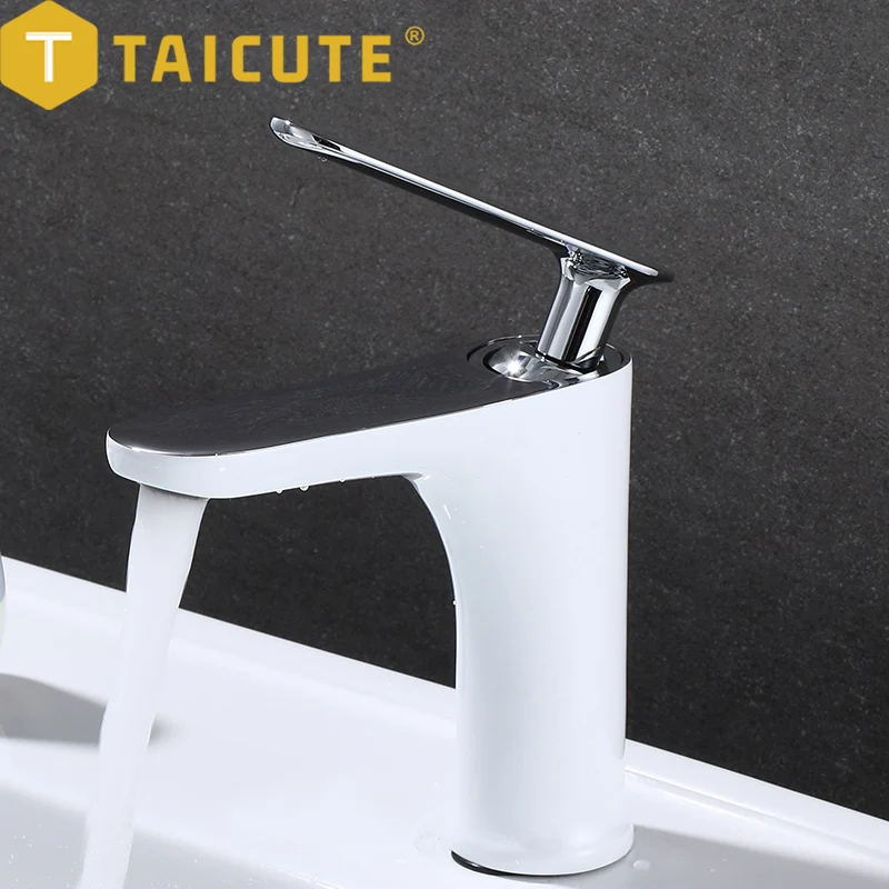TAICUTE Modern Bathroom Sink Basin Faucets Brass Deck Mounted Hot Cold Water Mixer Taps Black Chrome
TAICUTE Modern Bathroom Sink Basin Faucets Brass Deck Mounted Hot Cold Water Mixer Taps Black Chrome