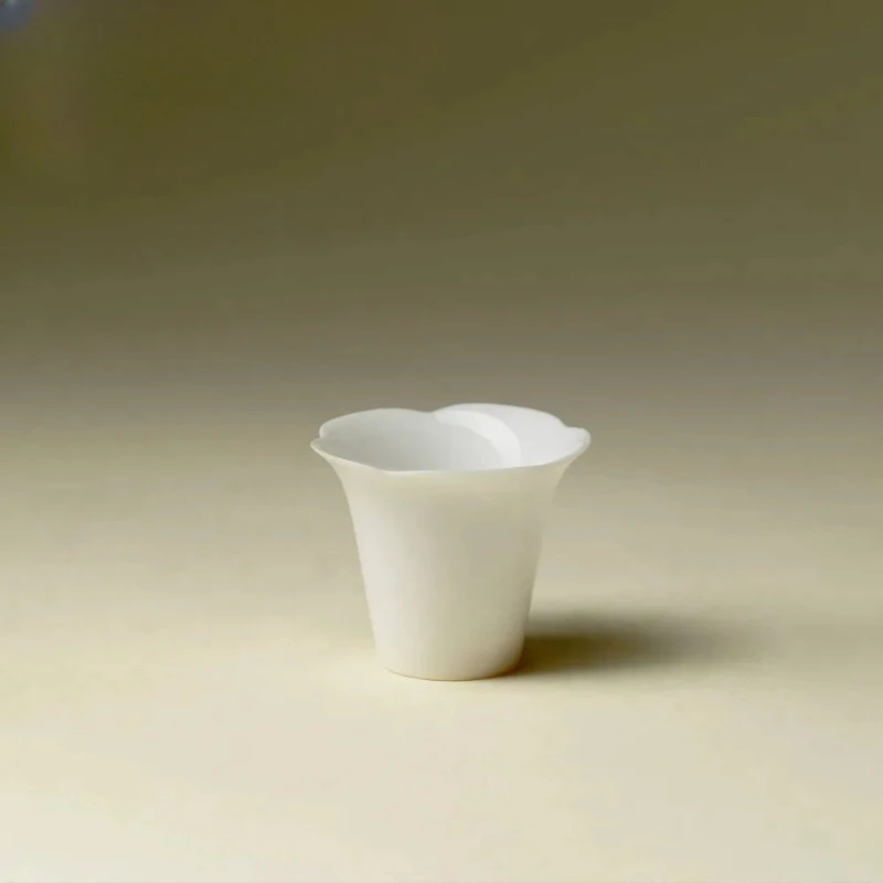 2pc/lot Jade Clay Small Flower Mouth Teacup Ancient Tea Bowl Single Cups Tea-tasting Personal Cup Jianzhan Master Cups Gift 20ml
2pc/lot Jade Clay Small Flower Mouth Teacup Ancient Tea Bowl Single Cups Tea-tasting Personal Cup Jianzhan Master Cups Gift 20ml
