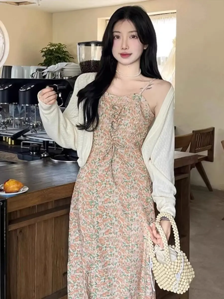 Women's Ice Silk Knitted Open Cardigan Summer Outerwear with Strap Vest oulder awl Sun Protection Air Conditioning Top
Women's Ice Silk Knitted Open Cardigan Summer Outerwear with Strap Vest oulder awl Sun Protection Air Conditioning Top