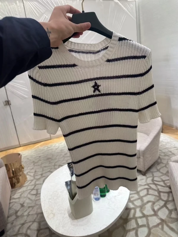 Soft round Neck Short Sleeve Knitted Sweater Women's Casual Fit Comfortable Letter Color Block Spring New Style South Oil Hig...
Soft round Neck Short Sleeve Knitted Sweater Women's Casual Fit Comfortable Letter Color Block Spring New Style South Oil Hig...