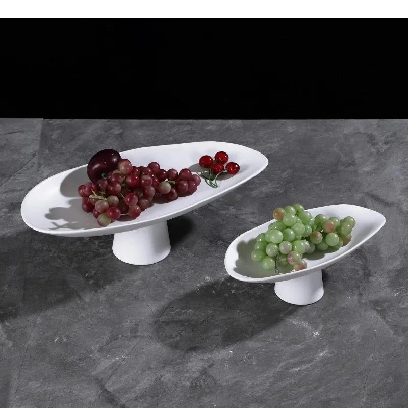 Ceramic Tray Compote Candy Tall Storage Ornaments Black and White Irregularities Decorative Figurines Home Decoration
Ceramic Tray Compote Candy Tall Storage Ornaments Black and White Irregularities Decorative Figurines Home Decoration