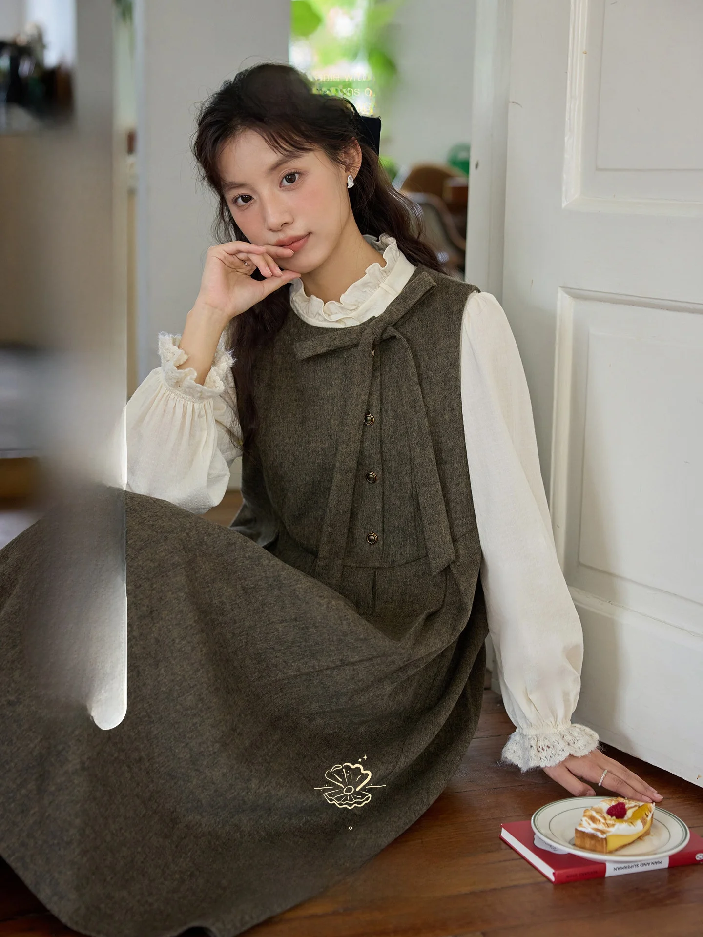 Ретро-топ с круглым вырезом и узлом, женская майка-жилетка, повседневная, удобная, дышащая, А-силуэт...
Ретро-топ с круглым вырезом и узлом, женская майка-жилетка, повседневная, удобная, дышащая, А-силуэт...