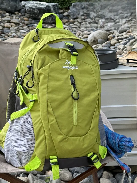 Outdoor Climbing Bag Waterproof Wear-resistant Travel Backpack Business Trip Mountain Climbing Bag Unisex Double Shoulder Bag
Outdoor Climbing Bag Waterproof Wear-resistant Travel Backpack Business Trip Mountain Climbing Bag Unisex Double Shoulder Bag
