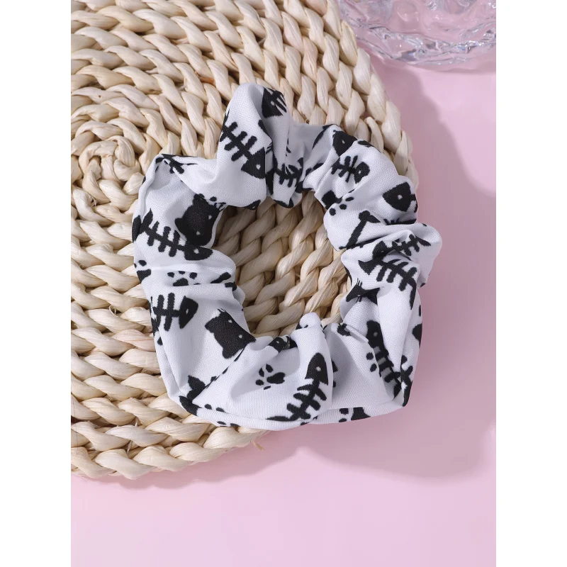 1pc Sweet Minimalist Lucky Cat Scrunchie – Ins Style Fabric Large Hair Tie, Light Luxury.
1pc Sweet Minimalist Lucky Cat Scrunchie – Ins Style Fabric Large Hair Tie, Light Luxury.