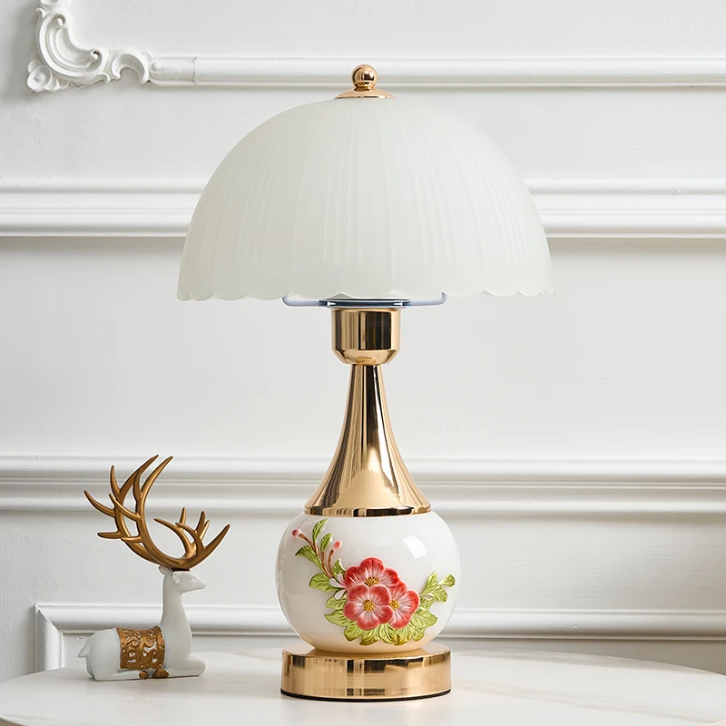 Modern Adjustable Bedside Lamp for Home, Vintage-inspired Style with Remote & Tri-Color Dimming, Ideal Home Decor Piece
Modern Adjustable Bedside Lamp for Home, Vintage-inspired Style with Remote & Tri-Color Dimming, Ideal Home Decor Piece