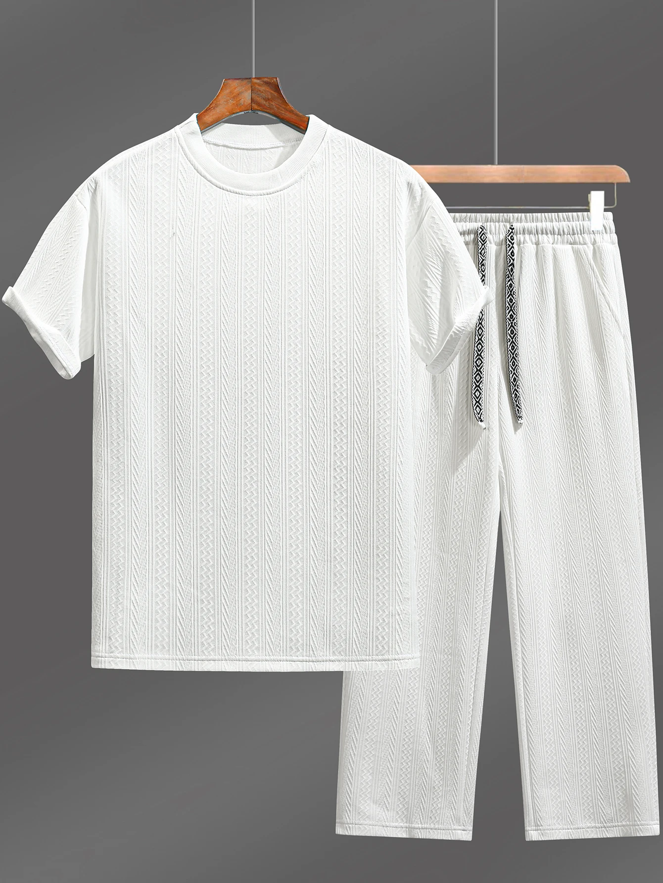 Men's Summer Casual Outfit Soft Breathable Comfortable Beach Shopping Street Style Suit for Men
Men's Summer Casual Outfit Soft Breathable Comfortable Beach Shopping Street Style Suit for Men