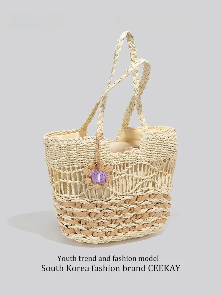Ceekay Original Woven Straw Bag Beach Vacation Single Shoulder Basket Bag Large Capacity Summer Holiday Tote Bag for Women
Ceekay Original Woven Straw Bag Beach Vacation Single Shoulder Basket Bag Large Capacity Summer Holiday Tote Bag for Women
