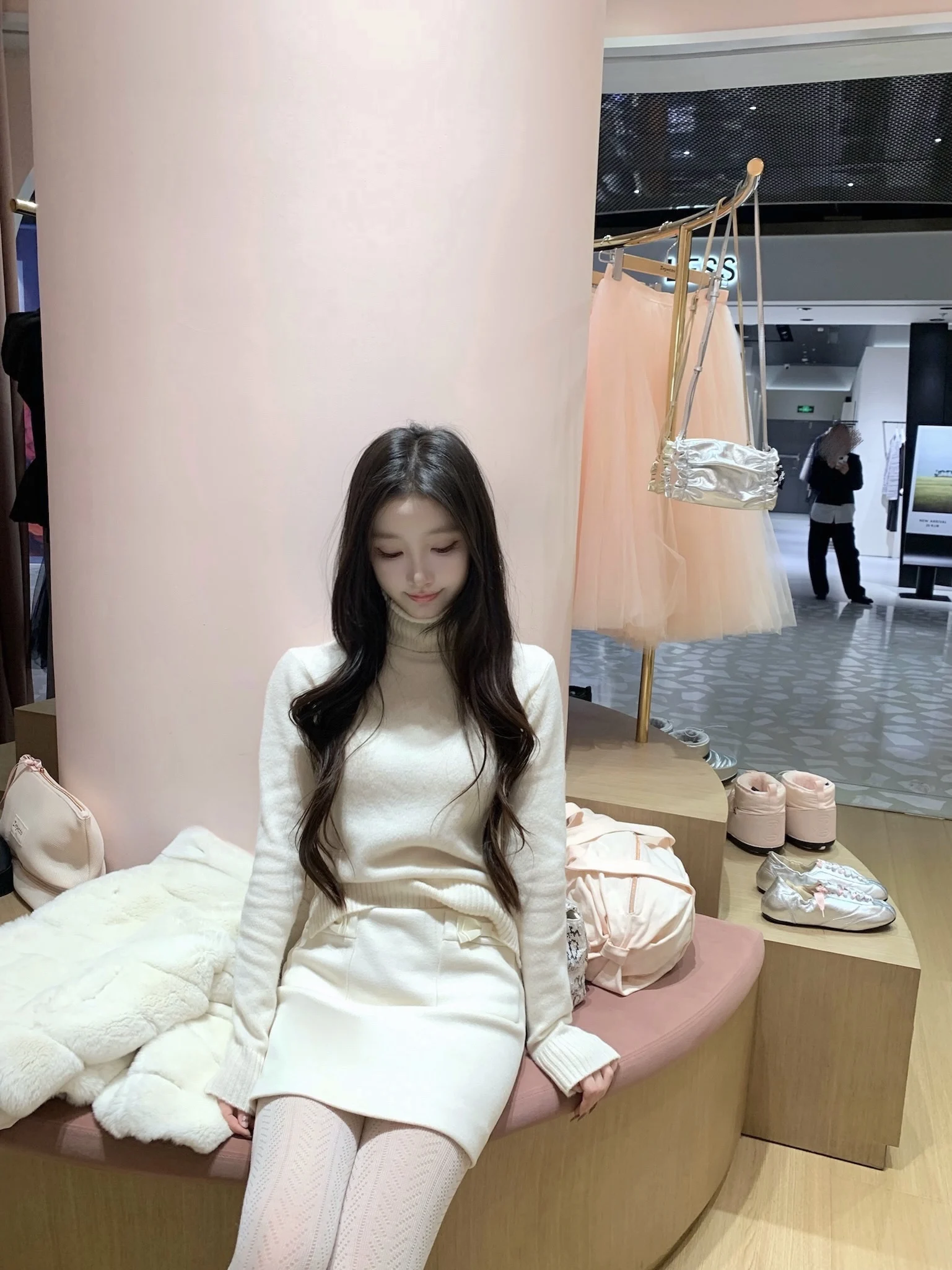 Шерстяной свитер Duchunzi, высокий, теплый, для похудения, мягкий, уютный, женский трикотаж, повседневная одежда, длинный свеч, средний размер, средний вес
Шерстяной свитер Duchunzi, высокий, теплый, для похудения, мягкий, уютный, женский трикотаж, повседневная одежда, длинный свеч, средний размер, средний вес