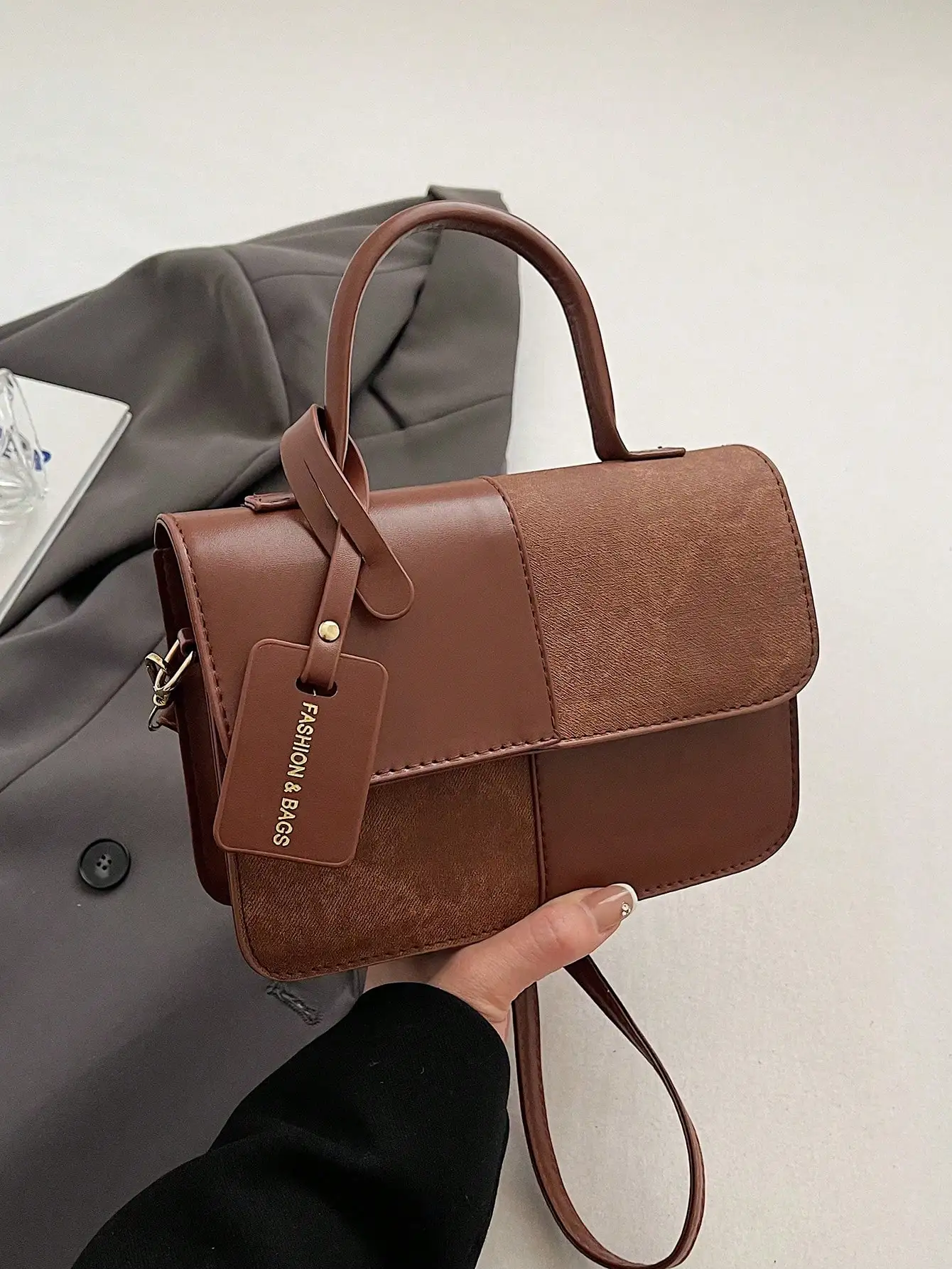 New Fashion Simple Plaid Patchwork Women Handbag Shoulder Crossbody Bag, Suitable For Daily, Work, Casual, Commute, Festival Gift , Old Money , Valentines Gifts
New Fashion Simple Plaid Patchwork Women Handbag Shoulder Crossbody Bag, Suitable For Daily, Work, Casual, Commute, Festival Gift , Old Money , Valentines Gifts