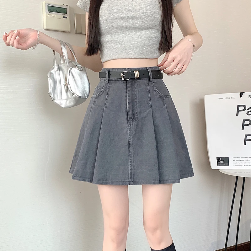 Spring Summer High Waist Denim Skirt for Women Clothing Japan Style Harajuku Y2k Vintage Jeans Short Skirts Pleated Mini Skirt
Spring Summer High Waist Denim Skirt for Women Clothing Japan Style Harajuku Y2k Vintage Jeans Short Skirts Pleated Mini Skirt