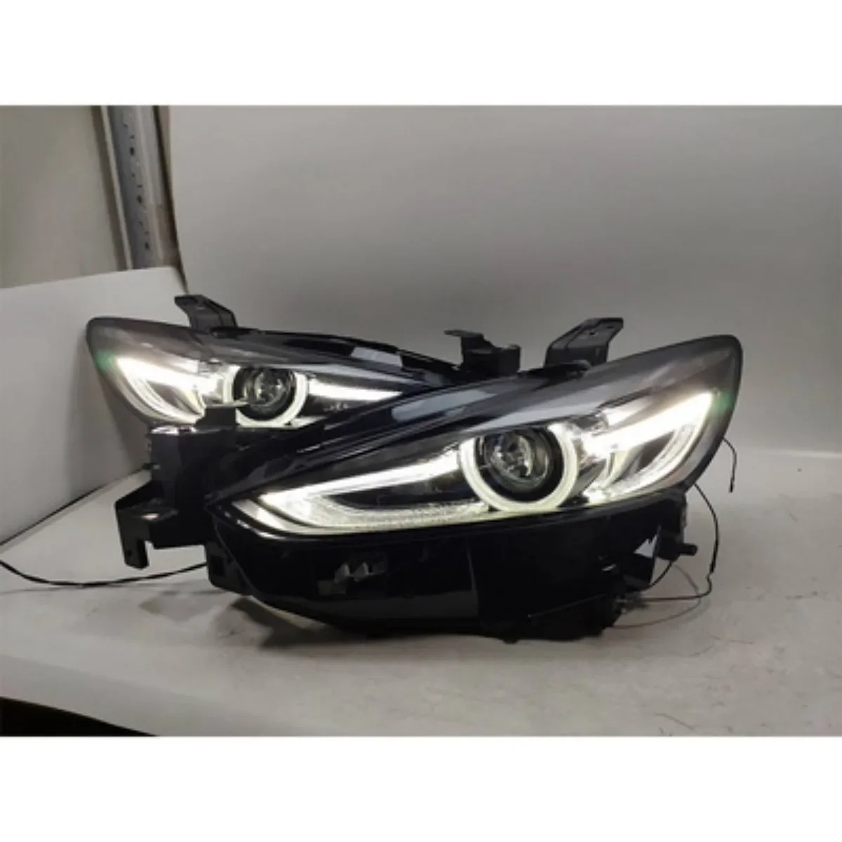 Автомобильная фара, светодиодная DRL, дневные ходовые огни, ангельский глаз для Mazda ATENZA 17-18, указатель поворота
Автомобильная фара, светодиодная DRL, дневные ходовые огни, ангельский глаз для Mazda ATENZA 17-18, указатель поворота