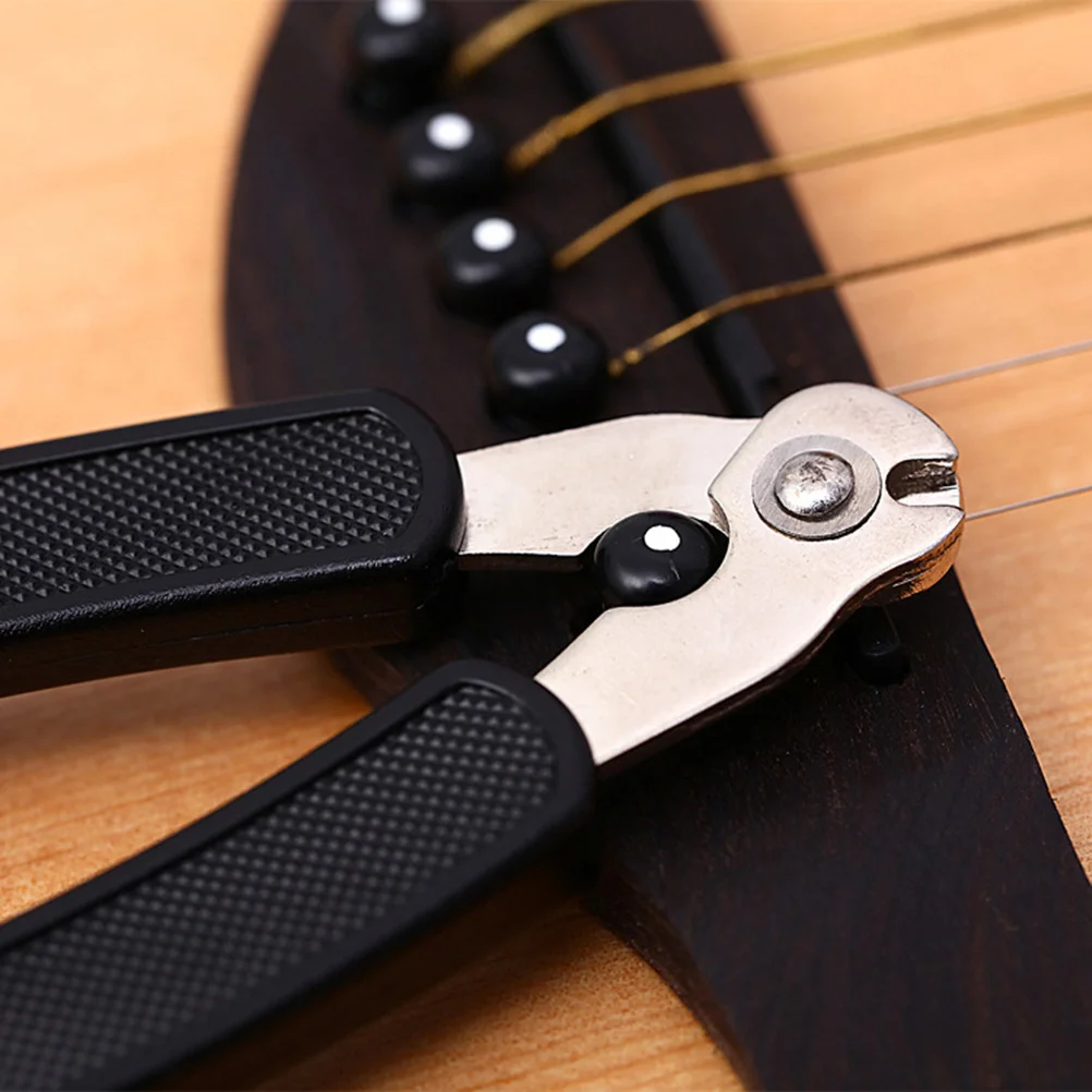 3 in 1 Black Aluminum Alloy Guitar String Winder Multi-Functional Peg Winder Bridge Pin Puller Tool for Guitar Bass Mandolin
3 in 1 Black Aluminum Alloy Guitar String Winder Multi-Functional Peg Winder Bridge Pin Puller Tool for Guitar Bass Mandolin