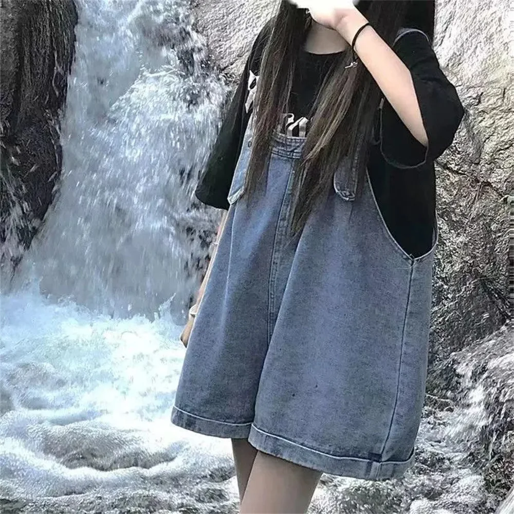 Summer Fashion Loose Suspenders Denim Shorts Women Korean Y2k Chic Streetwear Wide Leg Denim Shorts Woman Baggy Straight Shorts
Summer Fashion Loose Suspenders Denim Shorts Women Korean Y2k Chic Streetwear Wide Leg Denim Shorts Woman Baggy Straight Shorts