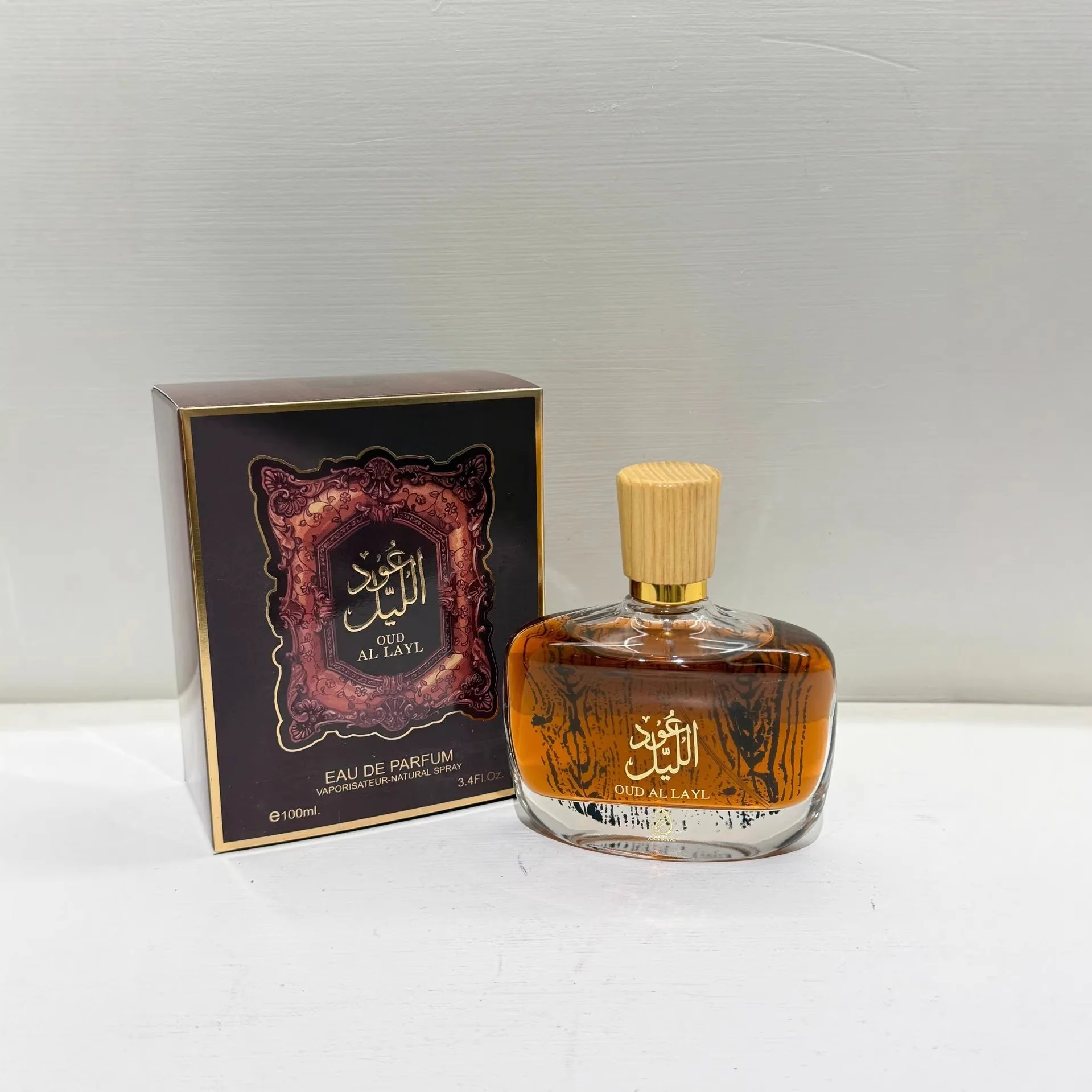 100ml Arabian Unisex Perfumes Long Lasting Perfume Unique Woody Floral And Fruity Fragrance Parfum For Daily Eau De Toilette
100ml Arabian Unisex Perfumes Long Lasting Perfume Unique Woody Floral And Fruity Fragrance Parfum For Daily Eau De Toilette