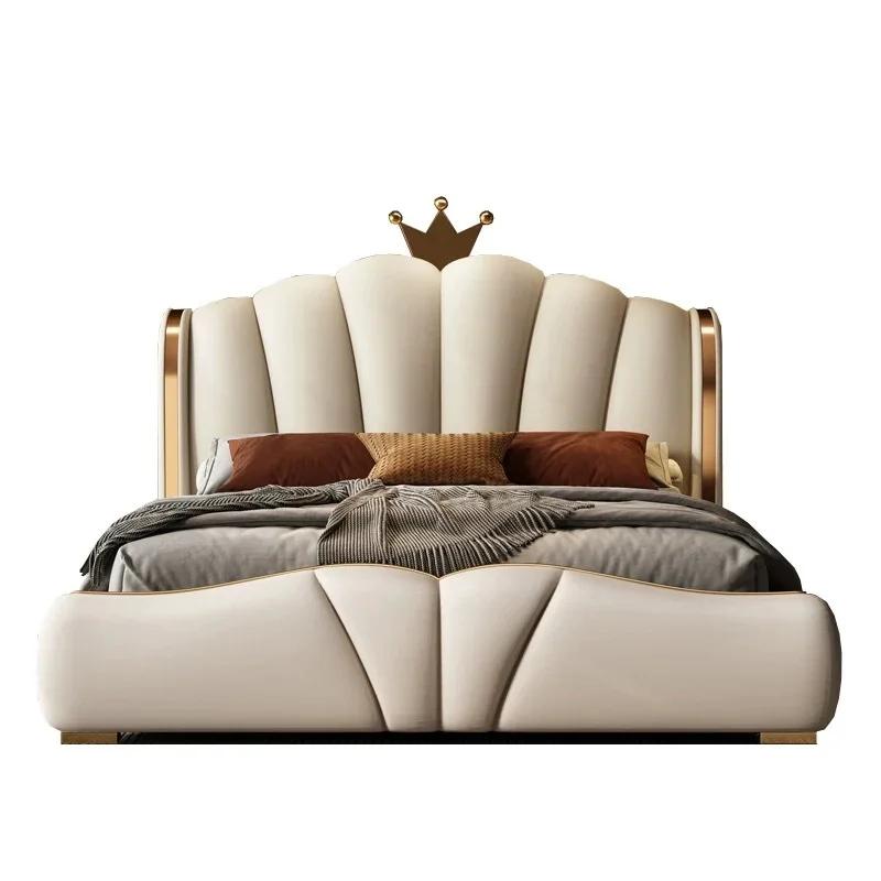 New, light luxury bed, genuine leather, master bedroom, high end, modern, soft bag. 
New, light luxury bed, genuine leather, master bedroom, high end, modern, soft bag.