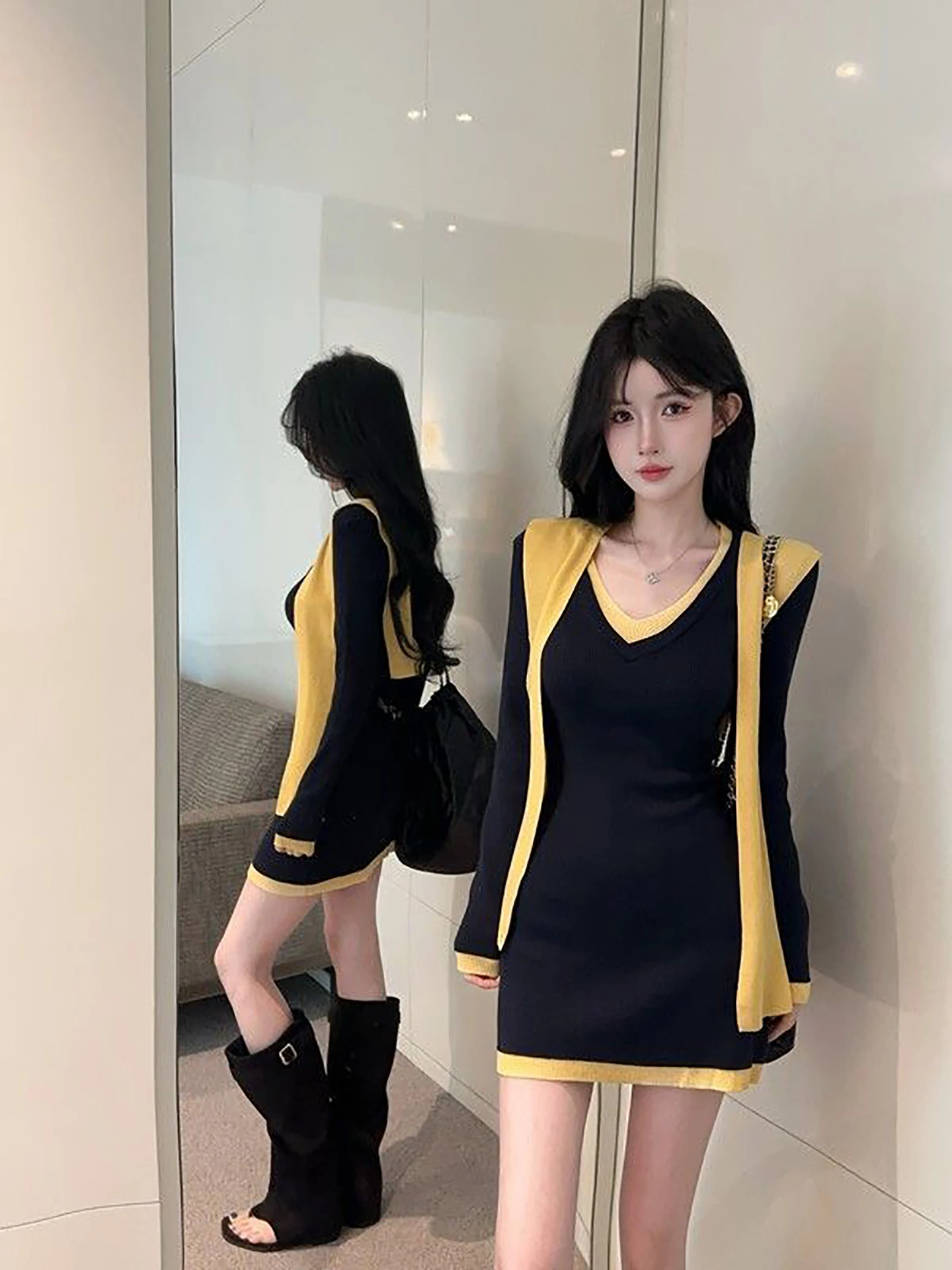 Корейская женская юбка с высокой талией, облегающая цветная блузка с запахом, длинная свеч V Ne, вязаный комплект из двух предметов для молодых дам
Корейская женская юбка с высокой талией, облегающая цветная блузка с запахом, длинная свеч V Ne, вязаный комплект из двух предметов для молодых дам