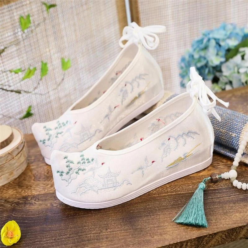 Chinese Traditional Hanfu Shoes Ancient Women Flats White Bandage Hidden Heels Wedge Oriental Lolita Embroidered Shoes
Chinese Traditional Hanfu Shoes Ancient Women Flats White Bandage Hidden Heels Wedge Oriental Lolita Embroidered Shoes