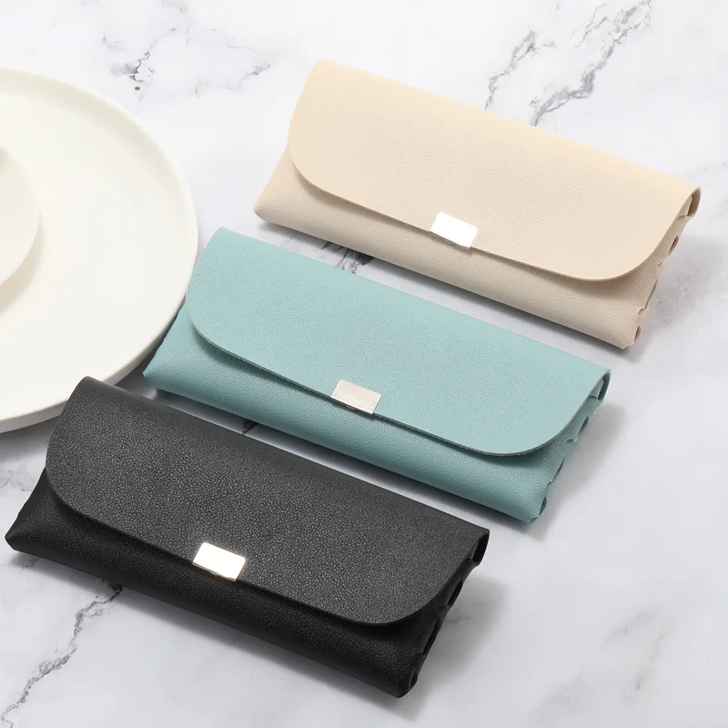 Fashionable Pvc Leather Square Button Soft Bag Glasses Case Portable Glasses Storage Box
Fashionable Pvc Leather Square Button Soft Bag Glasses Case Portable Glasses Storage Box