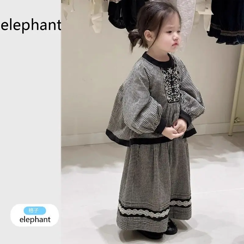 Girls Autumn Dress 2026 New Item On New Set Girls Western-Style French Lace Embroidered Shirt Child Retro Style Wide Leg Pants
Girls Autumn Dress 2026 New Item On New Set Girls Western-Style French Lace Embroidered Shirt Child Retro Style Wide Leg Pants
