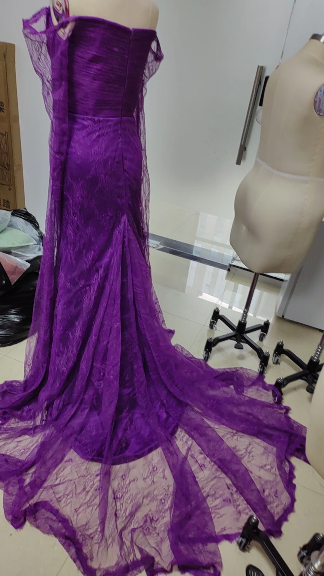 Oisslec Dress Elegant Vintage Sexy Sweet Purple Mermaid Lace Ruffle Customize Formal Occasion Prom Dress Evening Party Gowns
Oisslec Dress Elegant Vintage Sexy Sweet Purple Mermaid Lace Ruffle Customize Formal Occasion Prom Dress Evening Party Gowns