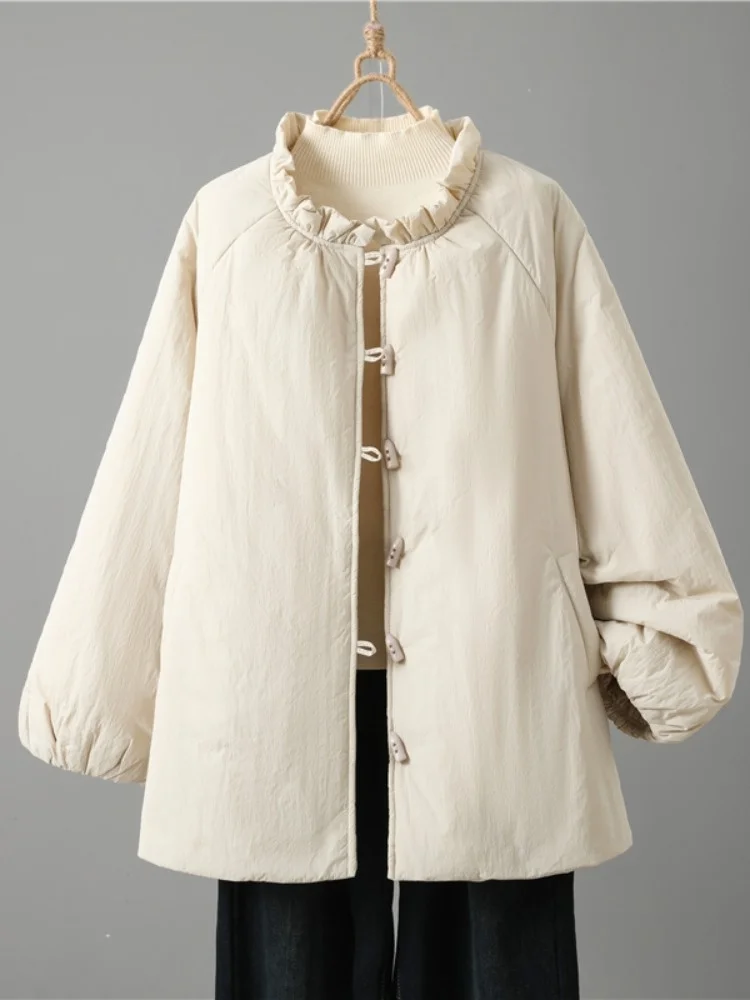 Новый китайский дизайн, женский хлопковый дэт большого размера с музоновым воротником, льняной хлопковый топ, зимняя верхняя одежда
Новый китайский дизайн, женский хлопковый дэт большого размера с музоновым воротником, льняной хлопковый топ, зимняя верхняя одежда