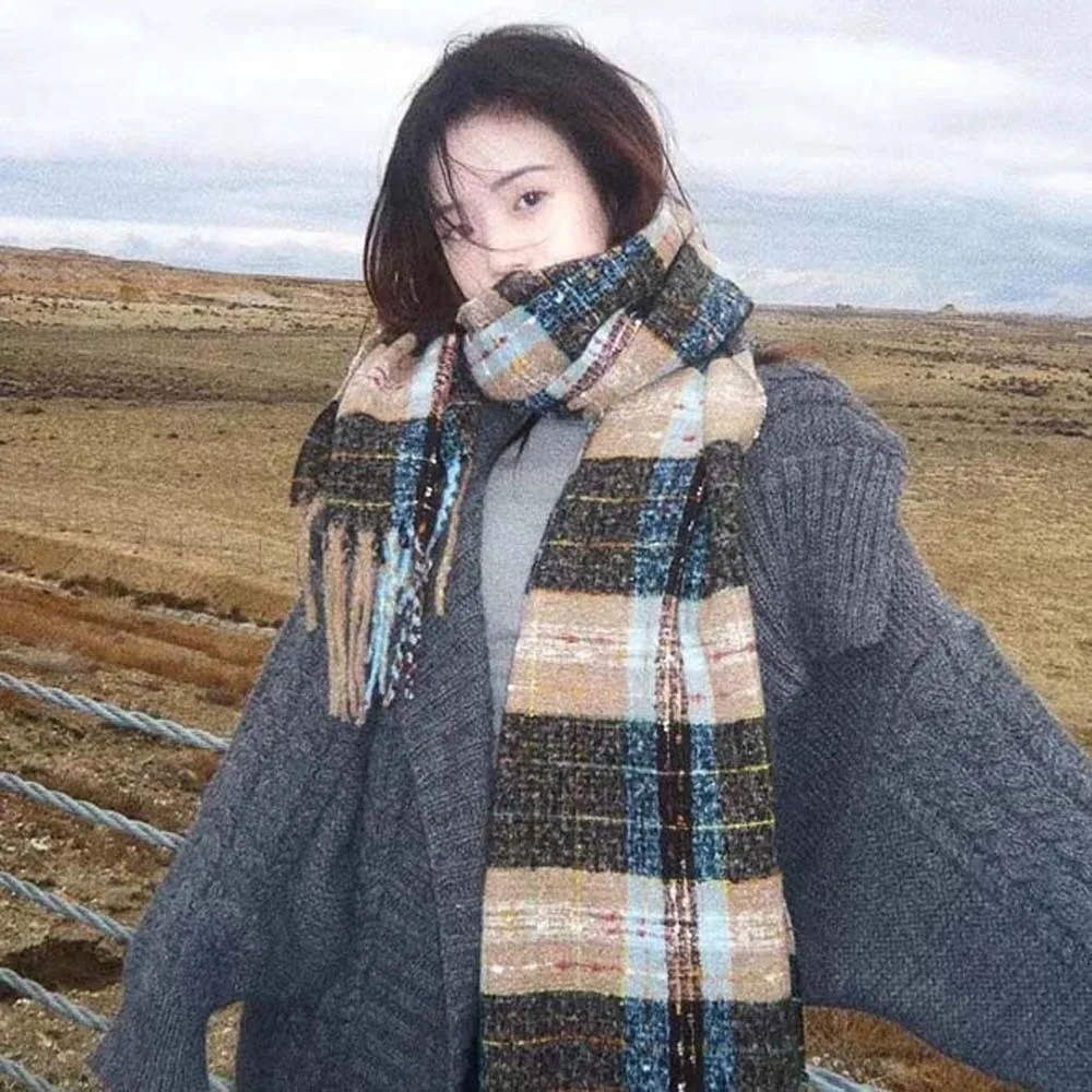 Gifts Soft Plaid Knitted Scarf Classic Cold-proof Long Tassel Neckscarf Korean Style Solid Color Women Thickened Scarf Outdoor
Gifts Soft Plaid Knitted Scarf Classic Cold-proof Long Tassel Neckscarf Korean Style Solid Color Women Thickened Scarf Outdoor