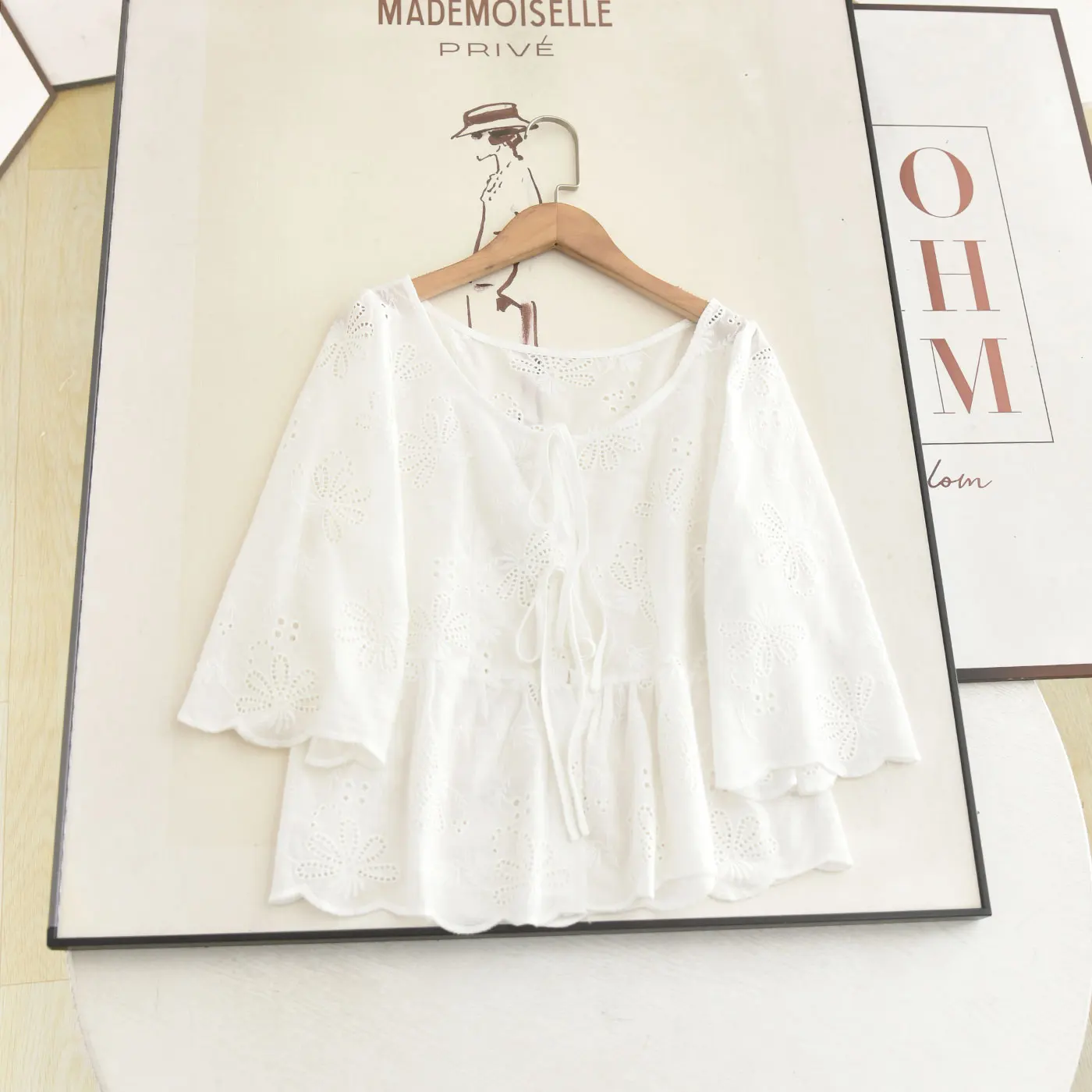 Slimming French Style Shirt Square Collar Doll Style Seven Quarter Sleeve Versatile Belted Summer Fashion Women's Blouse
Slimming French Style Shirt Square Collar Doll Style Seven Quarter Sleeve Versatile Belted Summer Fashion Women's Blouse