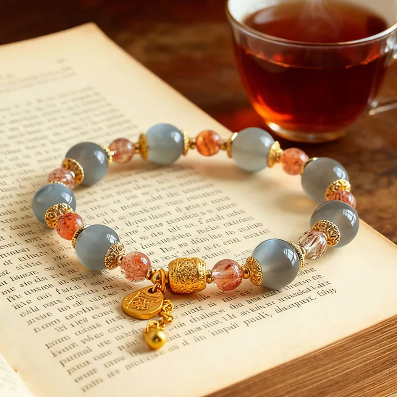 New Chinese Style Natural Strawberry Crystal Beaded Bracelet for Women Fashionable Elegant Sweet Silver Moonstone Gifts
New Chinese Style Natural Strawberry Crystal Beaded Bracelet for Women Fashionable Elegant Sweet Silver Moonstone Gifts