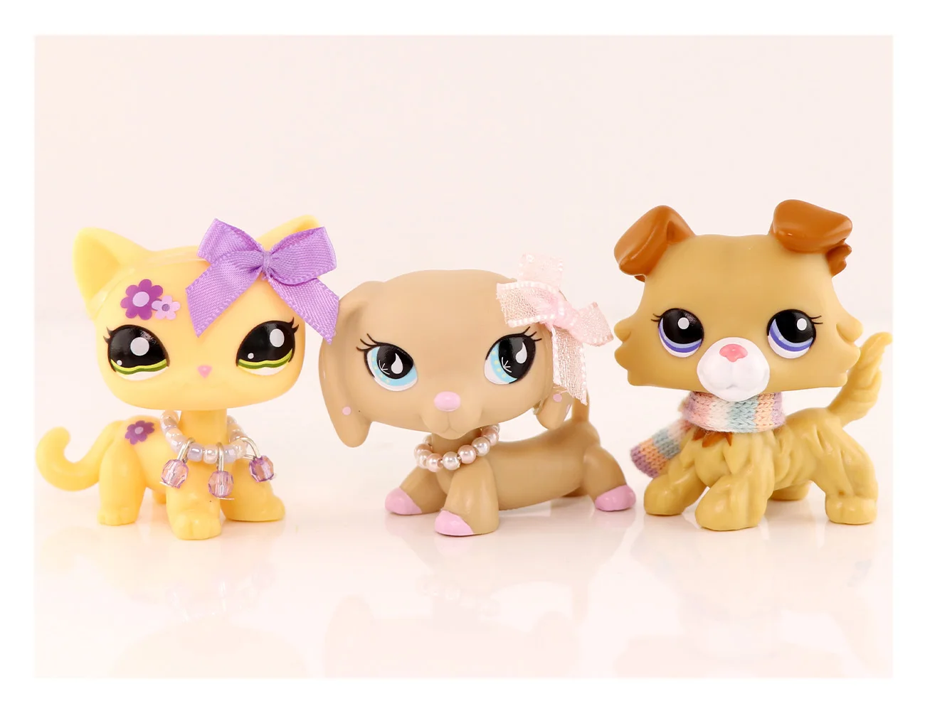 Lovely Crouching Cat #1096 #1628 Shorthair Cat #339 with Bow Necklace Jacket Girl Gift
Lovely Crouching Cat #1096 #1628 Shorthair Cat #339 with Bow Necklace Jacket Girl Gift