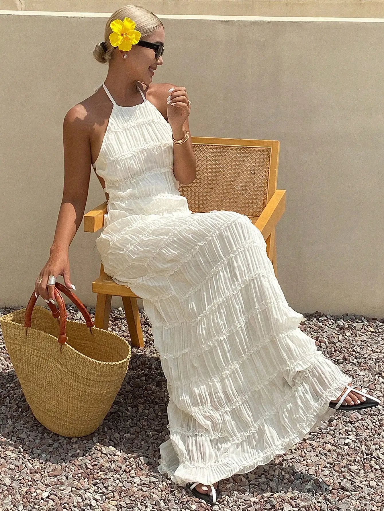 Women's Halter Neck Ruched Tiered Long Dress For Vacation Beach Style
Women's Halter Neck Ruched Tiered Long Dress For Vacation Beach Style