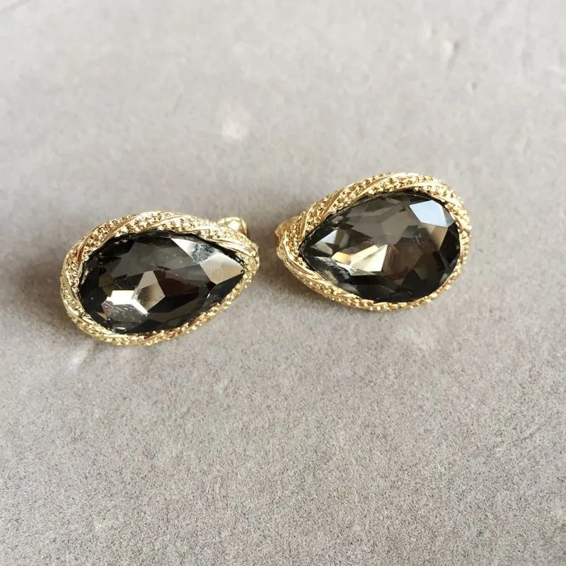 Foreign Trade Water Drop Rhinestone Earrings Earclips Retro Foreign Trade Water Drop Rhinestone Earclips
Foreign Trade Water Drop Rhinestone Earrings Earclips Retro Foreign Trade Water Drop Rhinestone Earclips
