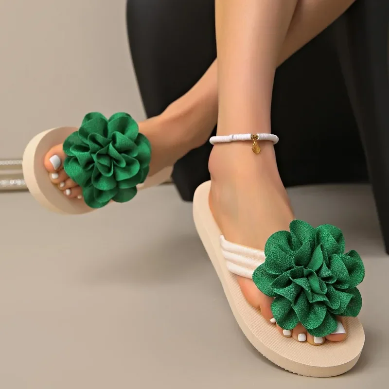 2025 Light Female Shoes Flip Flops Women's Slippers Outdoor Casual Slippers Women Floral Plus Size Platform Open Toe Sandals
2025 Light Female Shoes Flip Flops Women's Slippers Outdoor Casual Slippers Women Floral Plus Size Platform Open Toe Sandals