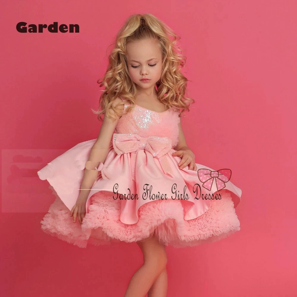 Vintage Pink Flower Girls Dresses with Sequined Knee Length Sleeveless Christmas Gowns Summer زهرة فتاة ال New GGDS980019
Vintage Pink Flower Girls Dresses with Sequined Knee Length Sleeveless Christmas Gowns Summer زهرة فتاة ال New GGDS980019