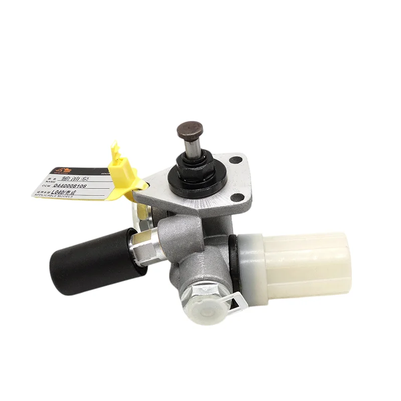 L040 Oil Transfer Pump 0440008108 is suitable for Aowei hand oil pump aluminum alloy fuel injection pump Excavator engine parts
L040 Oil Transfer Pump 0440008108 is suitable for Aowei hand oil pump aluminum alloy fuel injection pump Excavator engine parts