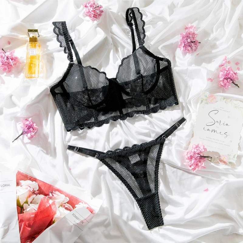 Bikini Fishbone Mesh Small Vest Hollow Elastic Shaping Bra Thong Set
Bikini Fishbone Mesh Small Vest Hollow Elastic Shaping Bra Thong Set