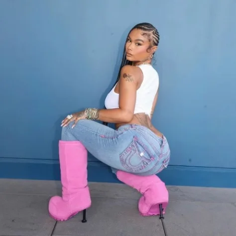 Y2K трансграничные облегающие джинсы с вышивкой, модные длинные брюки High Street Color Blo Design для женщин
Y2K трансграничные облегающие джинсы с вышивкой, модные длинные брюки High Street Color Blo Design для женщин