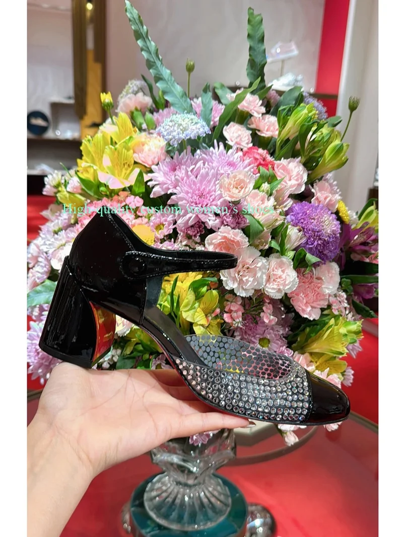 Gold Round Head Color-Blocked Rhinestones Decorative Low-Cut Sandals Wide heels Runway Style Women's Luxury Footwear 2026
Gold Round Head Color-Blocked Rhinestones Decorative Low-Cut Sandals Wide heels Runway Style Women's Luxury Footwear 2026