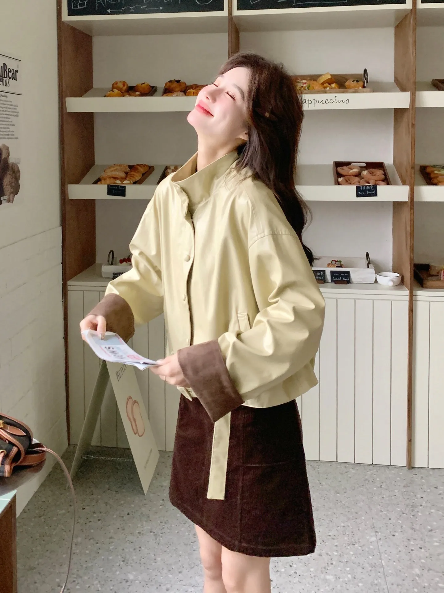 Yellow Stand Collar Casual PU Leather Jaet Women's Spring New Sle Small Size Korean Version Super Beautiful Jaet Top
Yellow Stand Collar Casual PU Leather Jaet Women's Spring New Sle Small Size Korean Version Super Beautiful Jaet Top