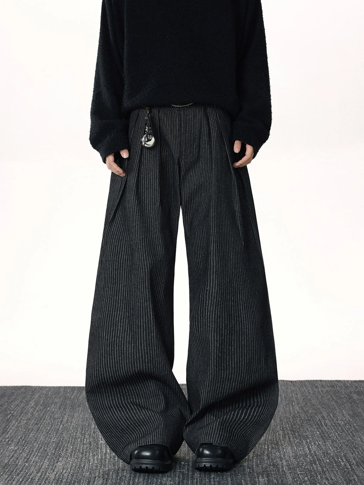 American Vibe Men's Wide Leg Casual Pants Tapered Knife Patchwork Striped Straight Tube Youthful Autumn Fashion Trend
American Vibe Men's Wide Leg Casual Pants Tapered Knife Patchwork Striped Straight Tube Youthful Autumn Fashion Trend