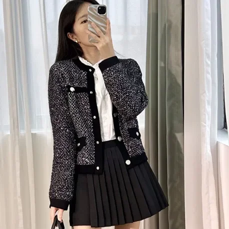 Women Short Sweater Mixed Color Single Breasted Round Neck Female Commuting Cardigan
Women Short Sweater Mixed Color Single Breasted Round Neck Female Commuting Cardigan