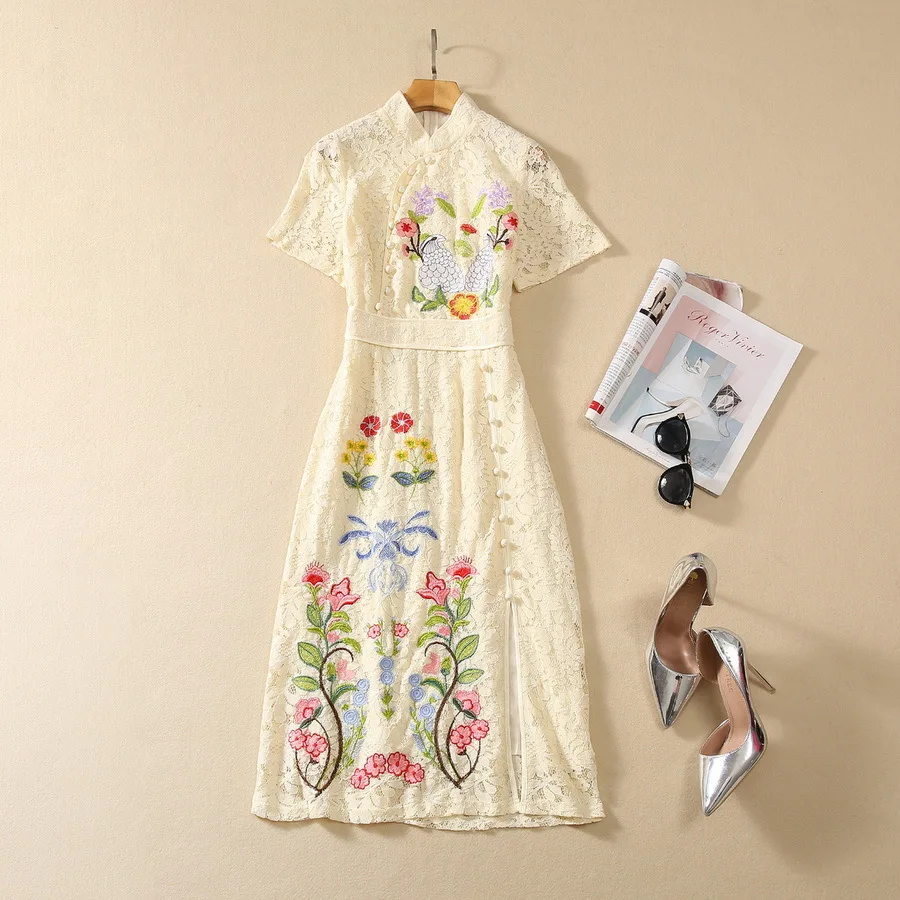European and American women's dress 2023 winter new Stand collar Short sleeve floral embroidery lace fashion Cheongsam dress XXL
European and American women's dress 2023 winter new Stand collar Short sleeve floral embroidery lace fashion Cheongsam dress XXL