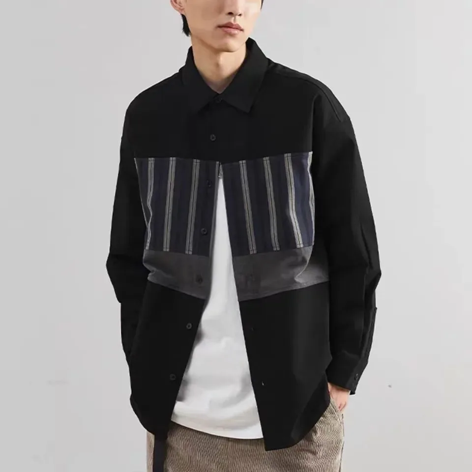 Men Shirt Casual Hip Hop Stitching Striped Coat Chemise Homme Spring New Loose Long-Sleeve Tops Blusas Streetwear
Men Shirt Casual Hip Hop Stitching Striped Coat Chemise Homme Spring New Loose Long-Sleeve Tops Blusas Streetwear